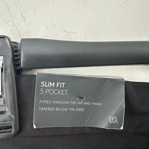 VRST Men's Limitless 5 Pocket Slim Fit Pants, Size 31x34, Navy (MSRP $88) - Picture 6 of 8